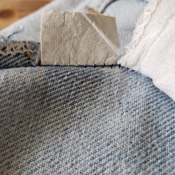 Vintage Levi’s Orange Tab W26 Flare Leg Light Wash Creased - Picture 7 of 16